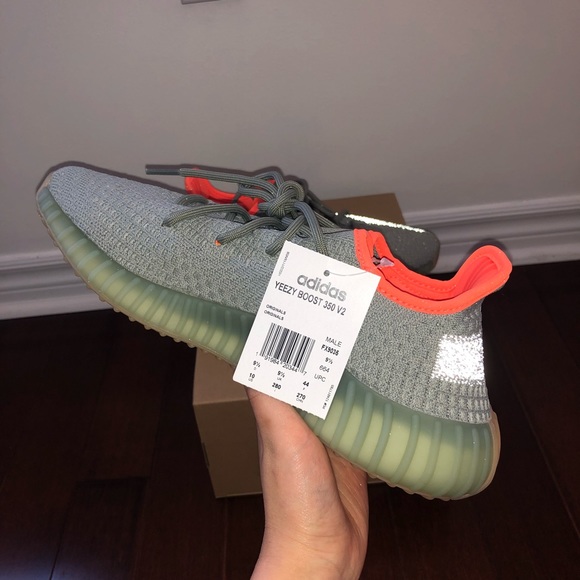 Adidas Yeezy Boost 350 V2 Desert Sage Size 10 - Picture 1 of 5